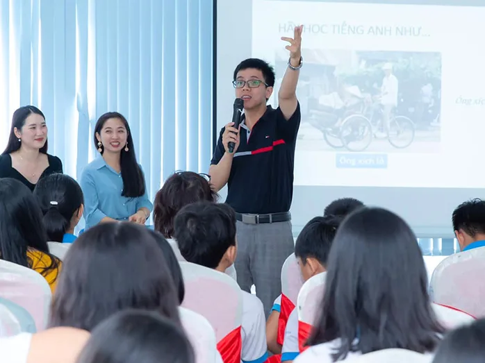 Buổi dạy trực tiếp của Thầy Dương